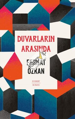 Duvarların Arasında